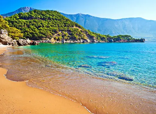 The Ultimate Coastal Escape: A Luxury Nomadic Caravan Journey Along the Riviera